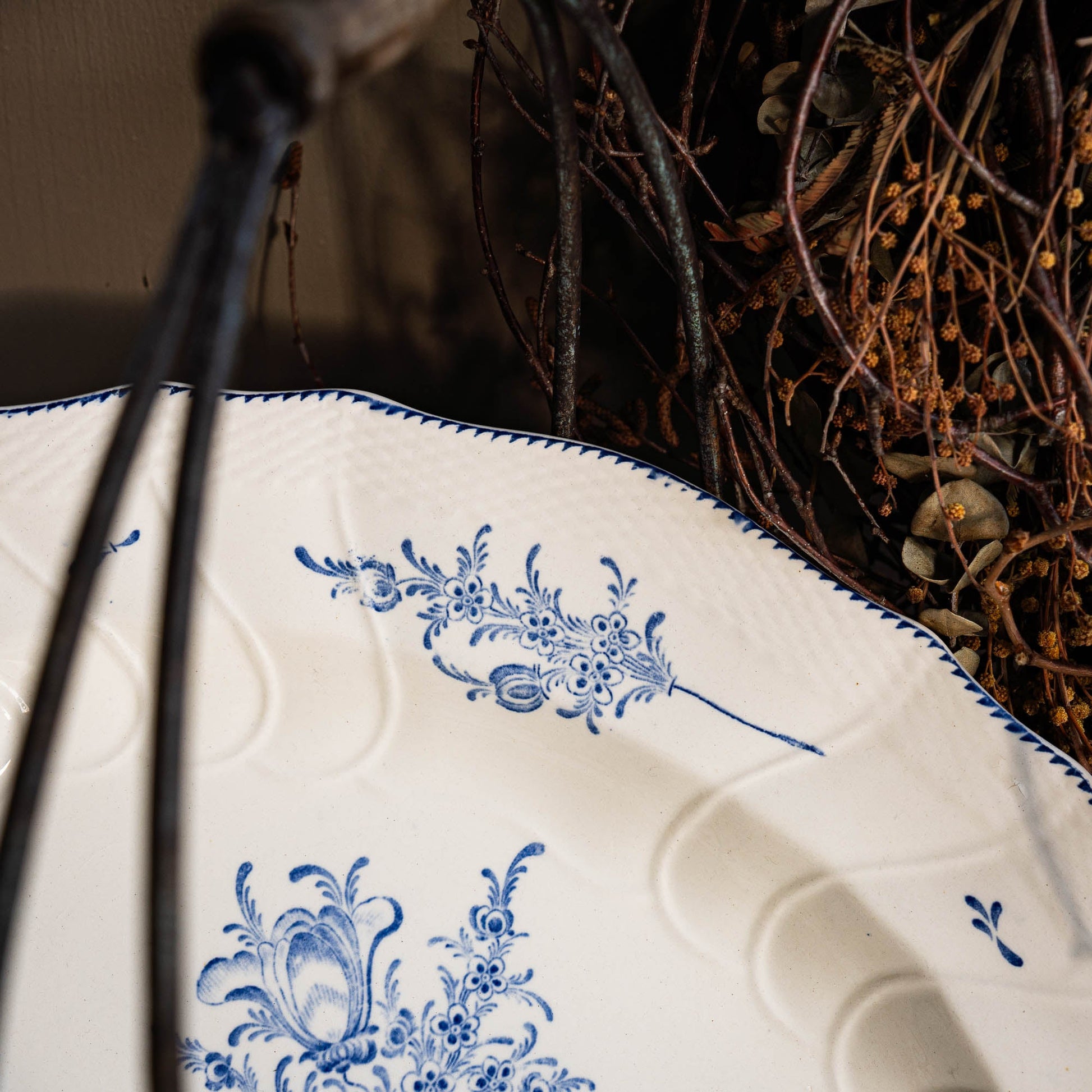 Antique Blue Serving Plate - Boch Frères La Louvière - 1880s - The Vintage Tales