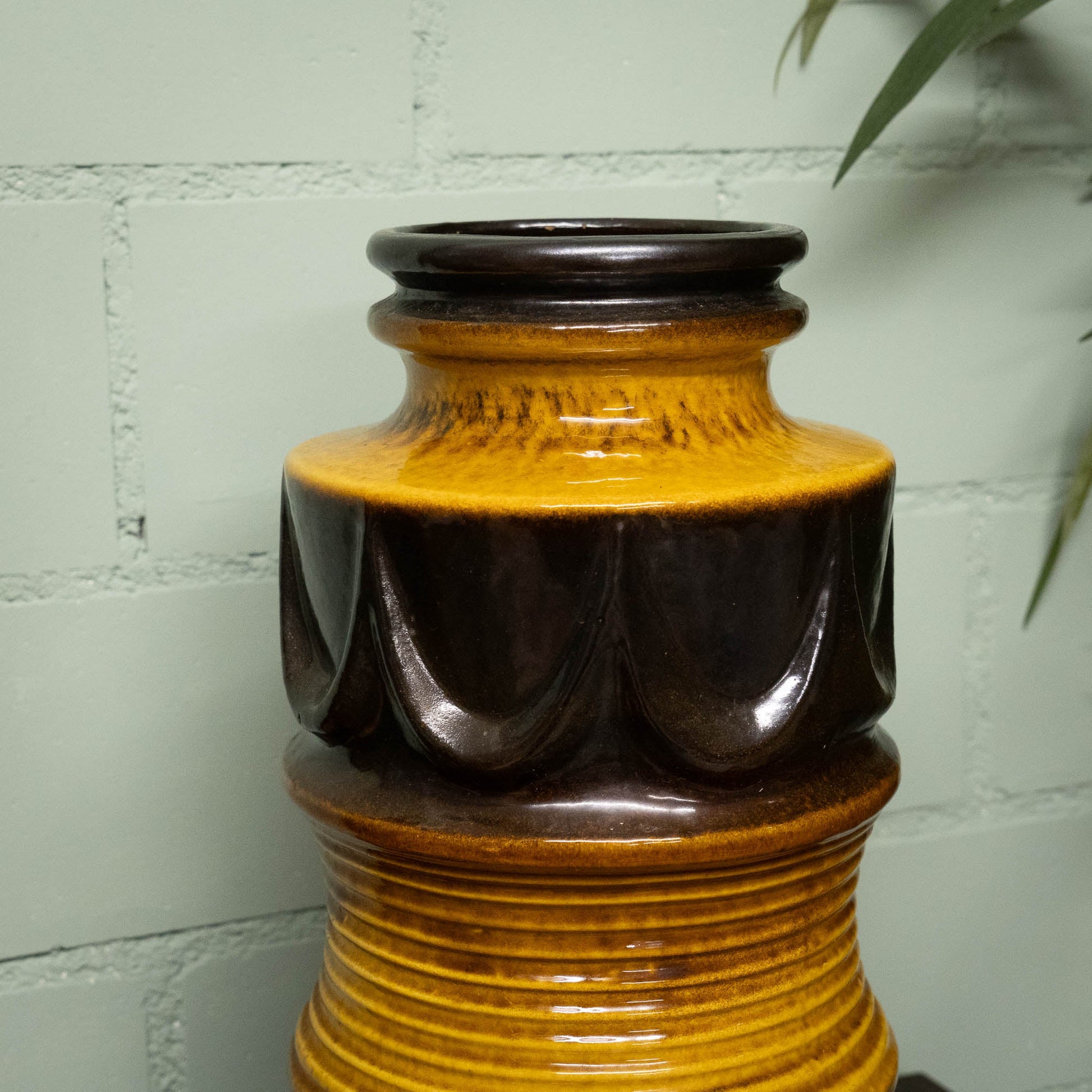 Floor Vase 7911 - 40 - Ethnic Decor in Light and Dark Brown - Carstens Tönnishof - c1960s - Floor Vase - The Vintage Tales