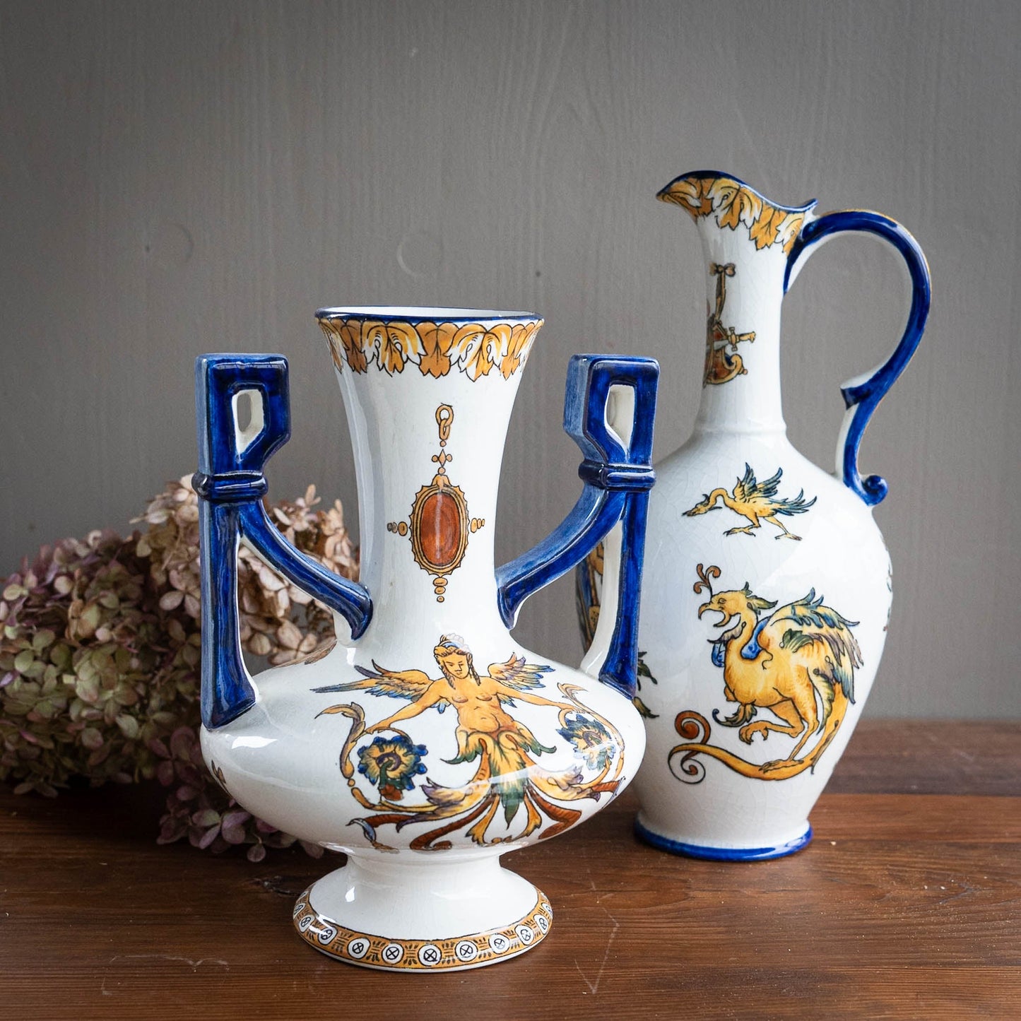 Vintage Polychrome Vase "Renaissance" with Double Blue Handles - Gien - 1950s - The Vintage Tales